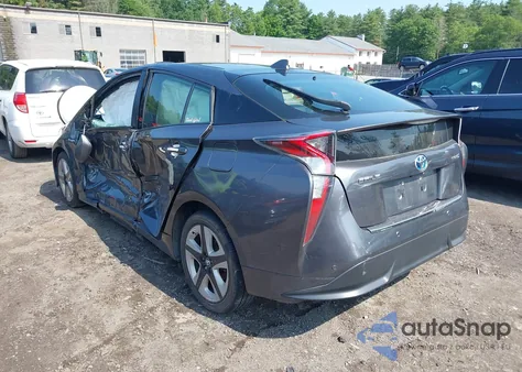 2018 Toyota Prius Two/Two Eco/Three/Three Touring/Four/Four Touring/One z USA, uszkodzony, nr VIN JTDKARFU0J3063894